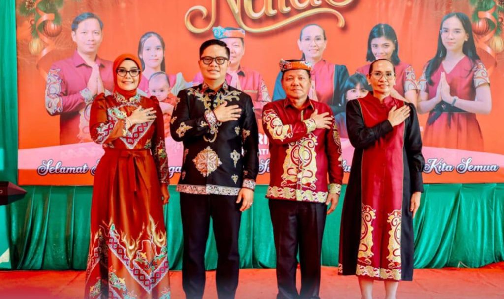 SILATURAHMI - Bupati Tana Tidung, Ibrahim Ali bersilaturahmi ke kediaman Wakil Bupati Tana Tidung, Sabri saat Open House Natal Tahun 2025 beberapa waktu lalu.